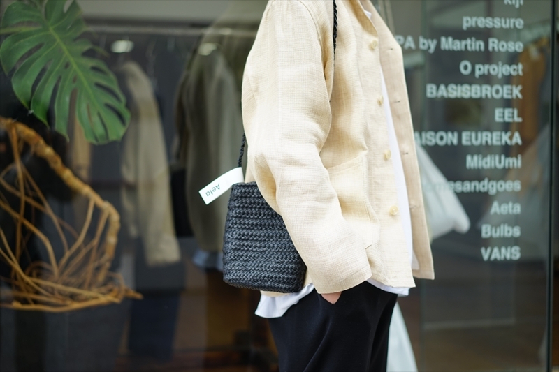 aeta バッグ　KG15 thin basket ivory Aeta THIN BASKET XS｜トゥモローランド 公式サイト