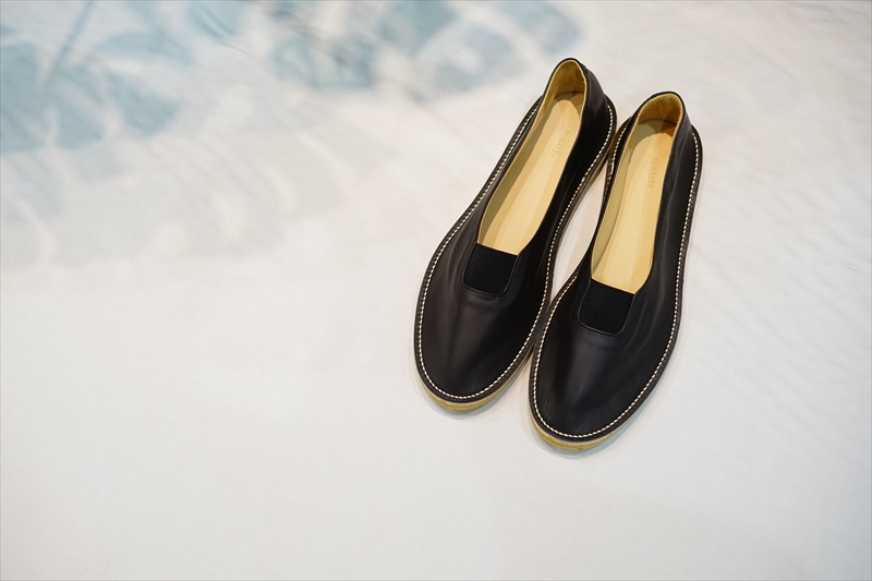 AURALEE(オーラリー)21SS Collectionの新作、LEATHER SLIP-ON