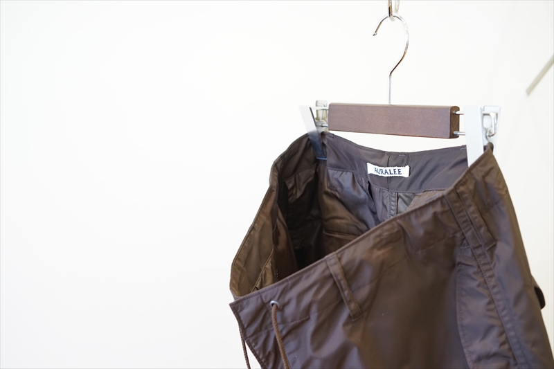AURALEE(オーラリー)21SS Collectionの新作、HIGH COUNT LIGHT NYLON