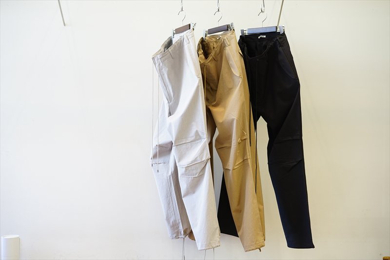 AURALEE -FINX CHAMBRAY BELTED WIDE PANTS- | twelve blog