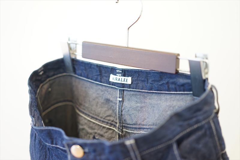 AURALEE(オーラリー)21SS Collectionの新作、Hard Twist Light AURALEE(オーラリー)21SS Collectionの新作、Hard Twist Light