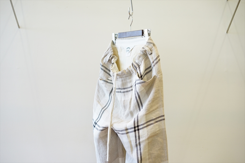 SUNSEA(サンシー)21SS Collectionの新作、LINEN CHECK WIDE PANTS