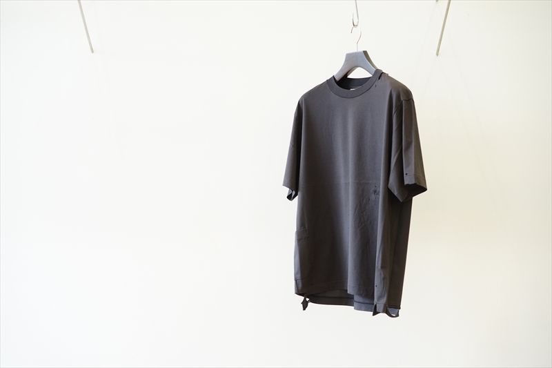 SUNSEA(サンシー)21SS Collectionの新作、 34 T /White/Cream/Charcoalのご紹介です。 | BALUCA  JOURNAL