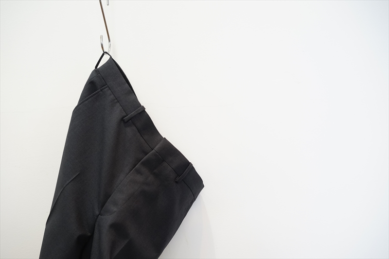と*と様 AULAREE 21AW BLUEFACED WOOL SLACKS AURALEE(オーラリー)/ BLUEFACED WOOL WIDE SLACKS -TOP KHAKI