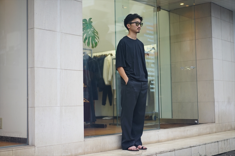 AURALEE LIGHT WOOL MAX GABARDINE SLACKS | stamayk.sch.id