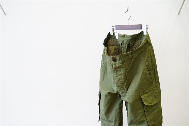 outil(ウティ)21AW Collectionの新作、PANTALON BLESLE/Oliveのご紹介 