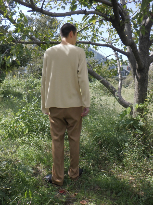 AURALEE(オーラリー)22SS Collectionの新作、Light Wool Max Gabardine