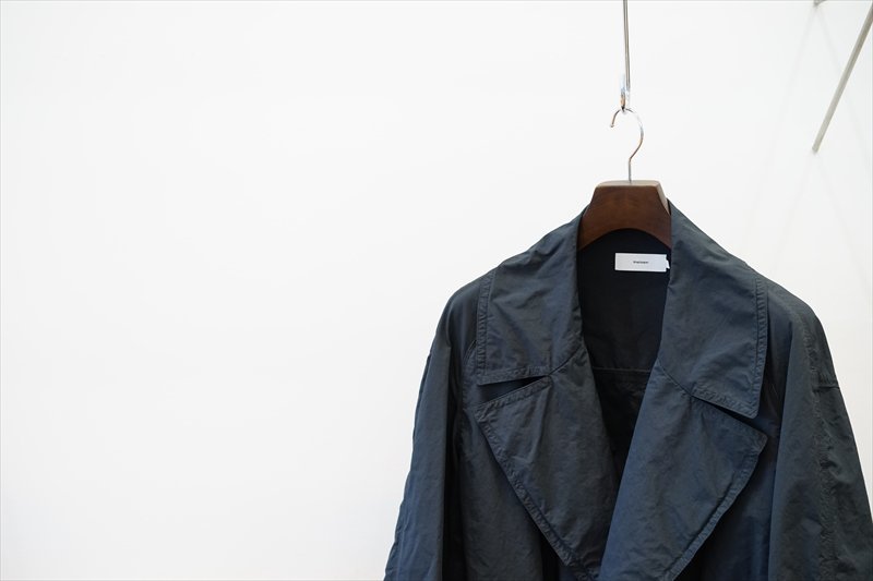 利便性の高いオーバーコート。Graphpaper(グラフペーパー)Garment Dyed