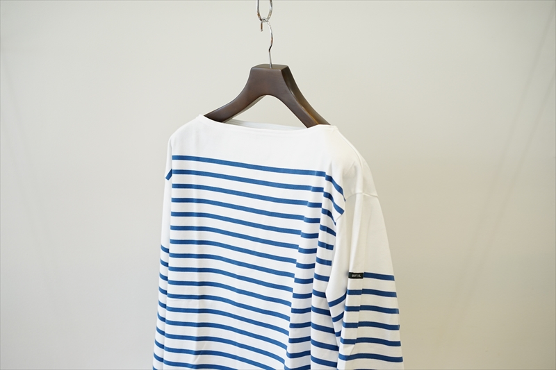 OUTIL（ウティ）定番のビックシルエットバスクシャツ