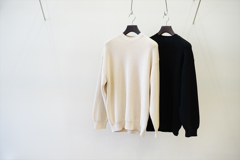 Graphpaper(グラフペーパー)の新作、Suvin Loose Rib Crew Neck Knit