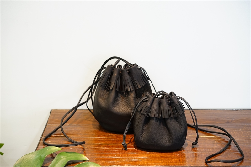 aeta FRINGE SHOULDER POUCH：XS アエタ　フリンジ aeta FRINGE SHOULDER POUCH：XS アエタ フリンジ