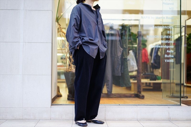 Graphpaper(グラフペーパー)の新作、BroadL/S Oversized Band Collar