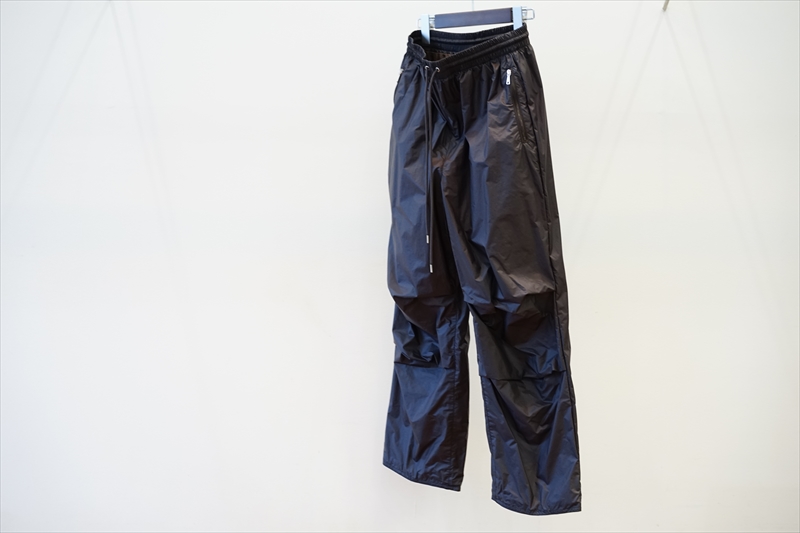 UNUSED Tuck Nylon Pants3回程着用しました