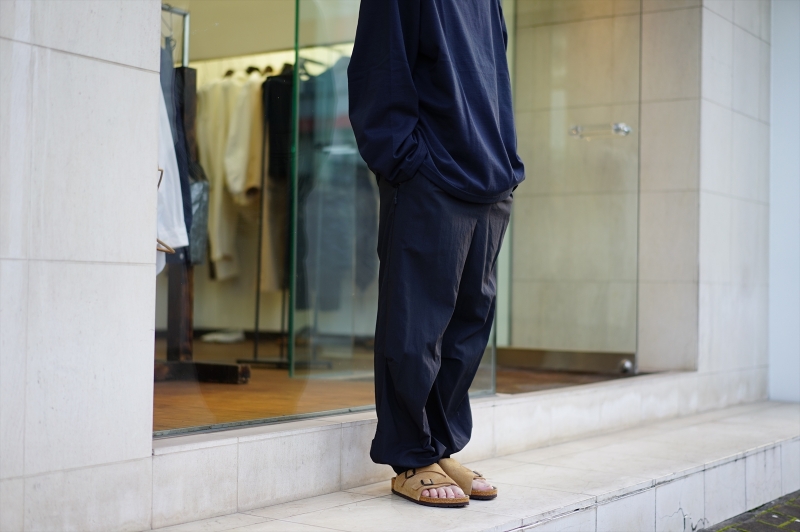 ユニバーサルプロダクツ　NYLON SHELL TRACK PANTS 3