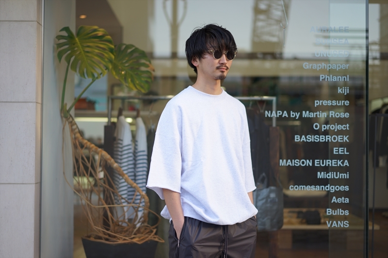 UNUSED(アンユーズド)22SS Collectionの新作、Tuck Nylon Pants(UW1042