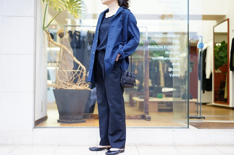 camiel fortgens(カミエルフォートヘンス)の新作、PYJAMA SHIRT(GP