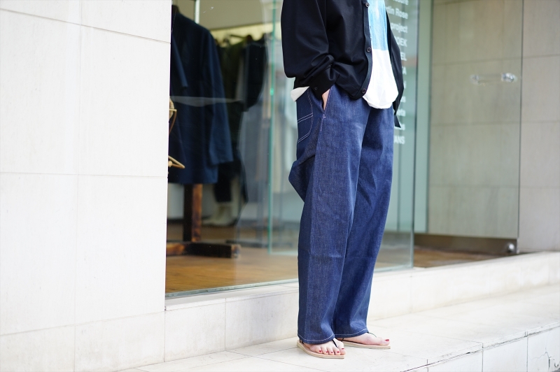 camiel fortgens(カミエルフォートヘンス)の新作、GRANDPA PANTS DENIM