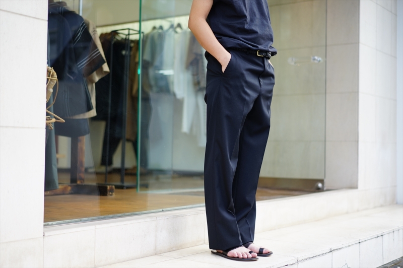 AURALEE(オーラリー)22AW Collectionの新作、LIGHT WOOL MAX GABARDINE