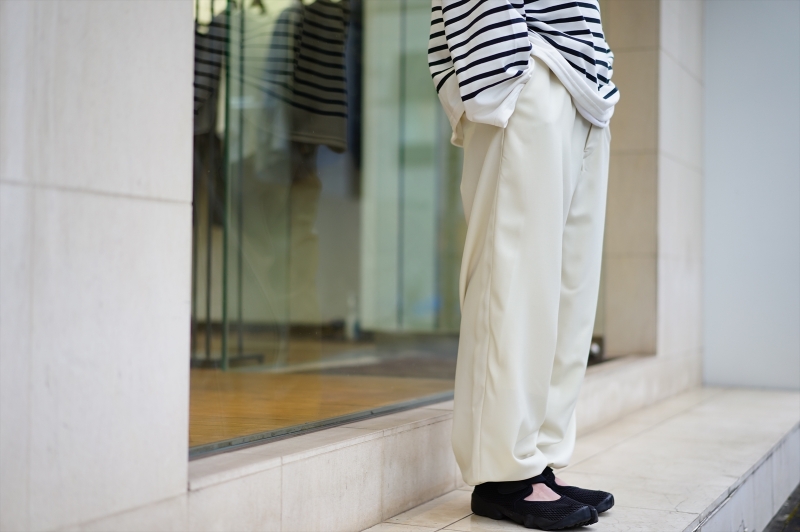 Graphpaper(グラフペーパー)22AW Collectionの新作、Wool SergeTrack