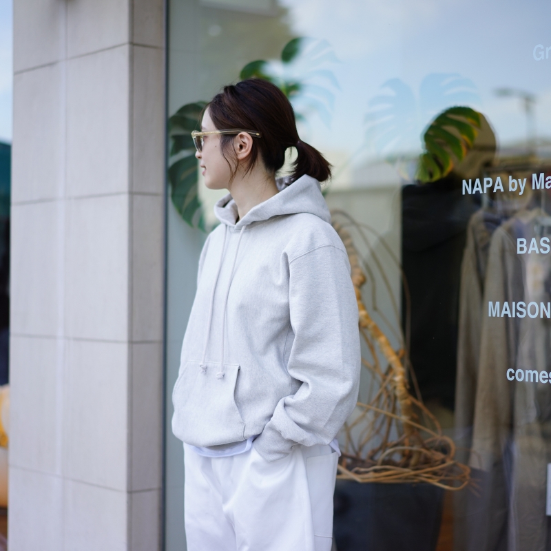 AURALEE for women's(オーラリーウィメンズ)22AW Collectionの新作