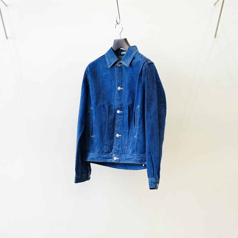 AURALEE(オーラリー)22AW Collectionの新作、Selvedge Light Denim 
