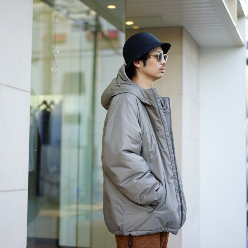 I(アイ)22AW Collectionの新作、Insulation Anorak(223-20401)/Sageの