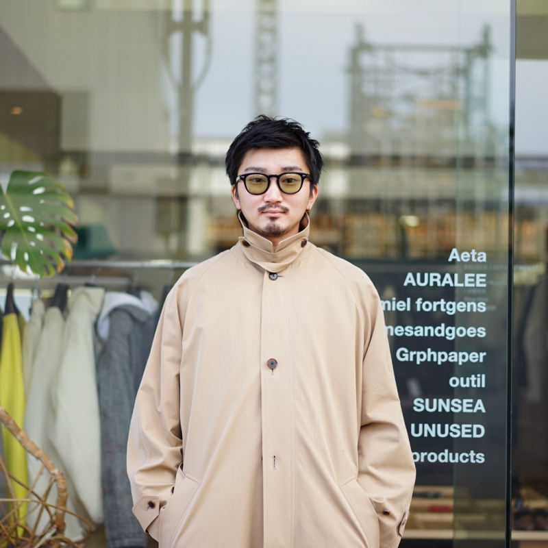 AURALEE(オーラリー)Finx Hard Twist Gabardine Soutien Collar