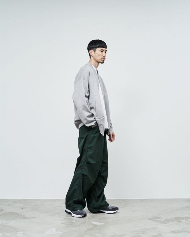 本日発売。Graphpaper(グラフペーパー)23SS Collectionの新作、 Garment Dyed Twill Fatigue Shirt  / Garment Dyed Twill Military Pants のご紹介です。 - 20230128_3064601.jpg