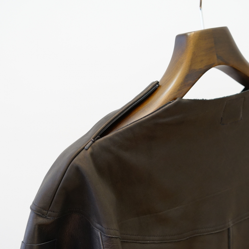 SUNSEA(サンシー)の新作Leather Sweat Shirtのご紹介です。 | BALUCA