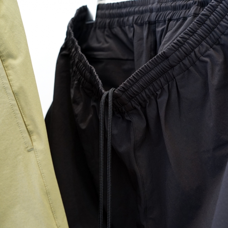 UNIVERSALPRODUCTS BAGGYSHORTS BLACK サイズ3 UNIVERSALPRODUCTS BAGGYSHORTS BLACK サイズ3 UNIVERSALPRODUCTS