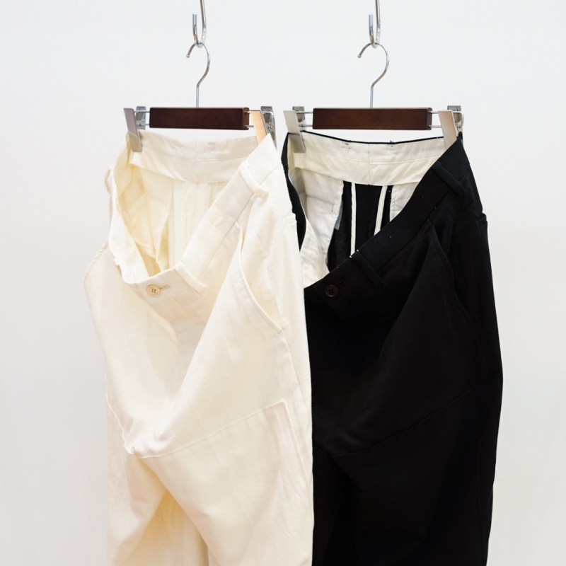 UNUSED(アンユーズド)23SS Collectionの新作、Slacks(UW1079)/Off