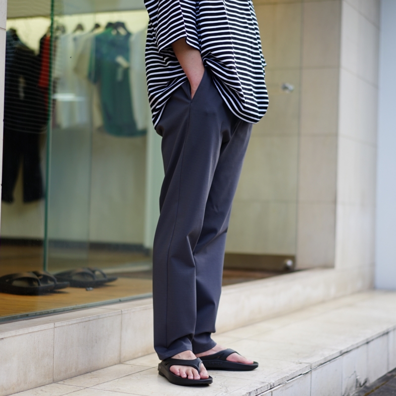 Graphpaper(グラフペーパー)23AW Collectionの新作 Compact Ponte Slim