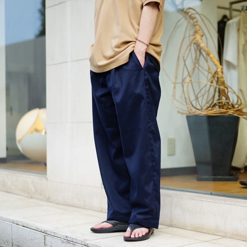 Graphpaper(グラフペーパー)23AW Collectionの新作 Suvin Chino Wide Tapered Trousers