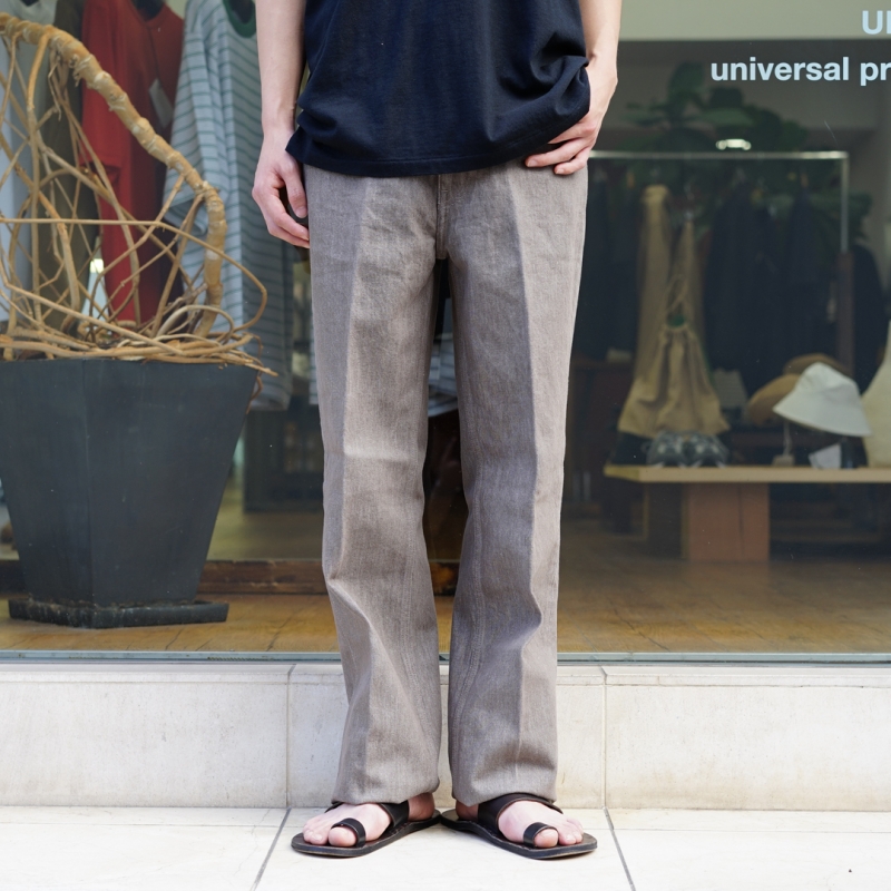 AURALEE(オーラリー)23AW Collectionの新作 Hard Twist Brown AURALEE(オーラリー)23AW Collectionの新作 Hard Twist Brown