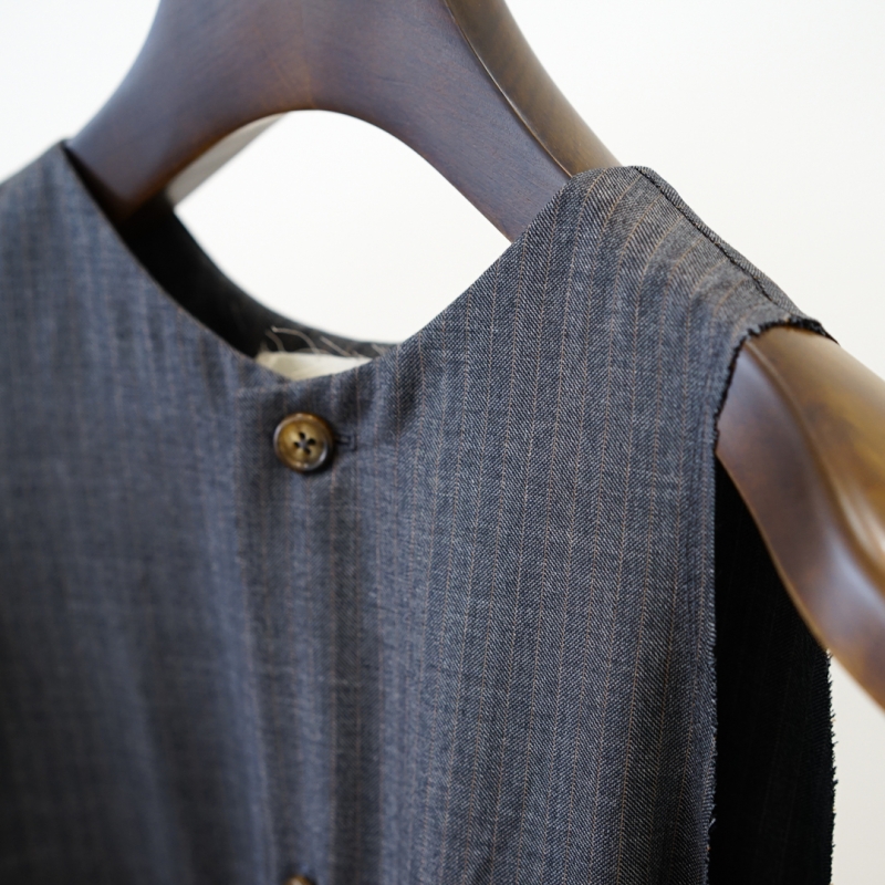 ELEPH(エレフ)23AW Collectionの新作、 Anouk Dress Wool/Grayのご紹介