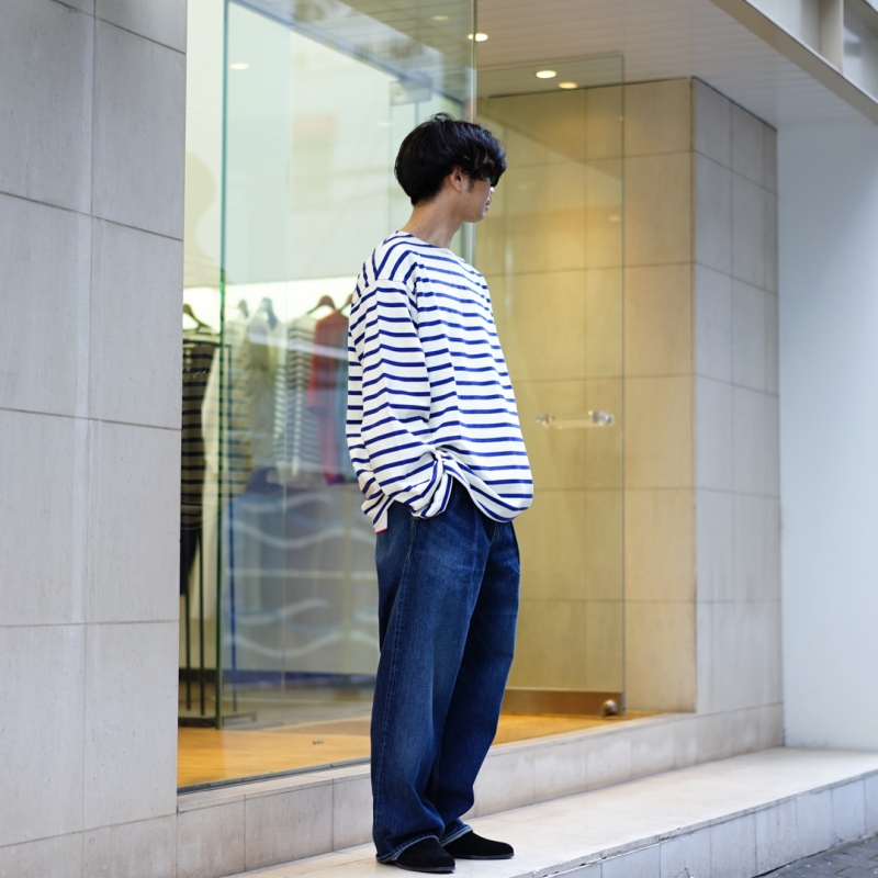 春先にも重宝するボーダーカットソー outil(ウティ)tricot habas