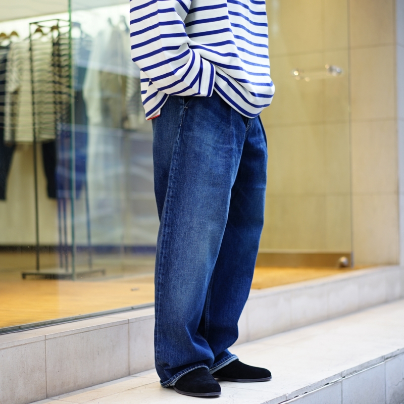 春先にも重宝するボーダーカットソー outil(ウティ)tricot habas