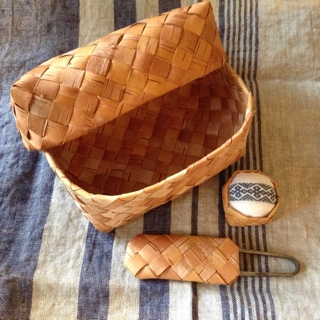 白樺のかご　中型 白樺かご/ハンドル付きバスケット・LT COMFOTA 北欧雑貨店