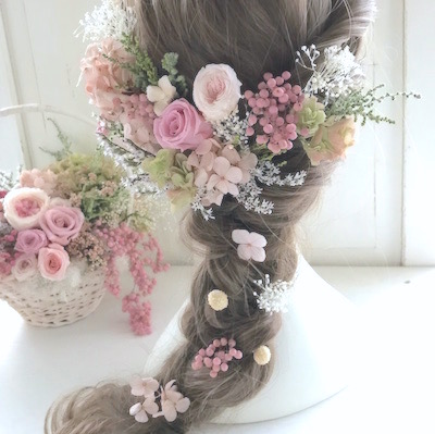 秋婚の髪飾り