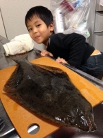 森岡さんヒラメ52cm