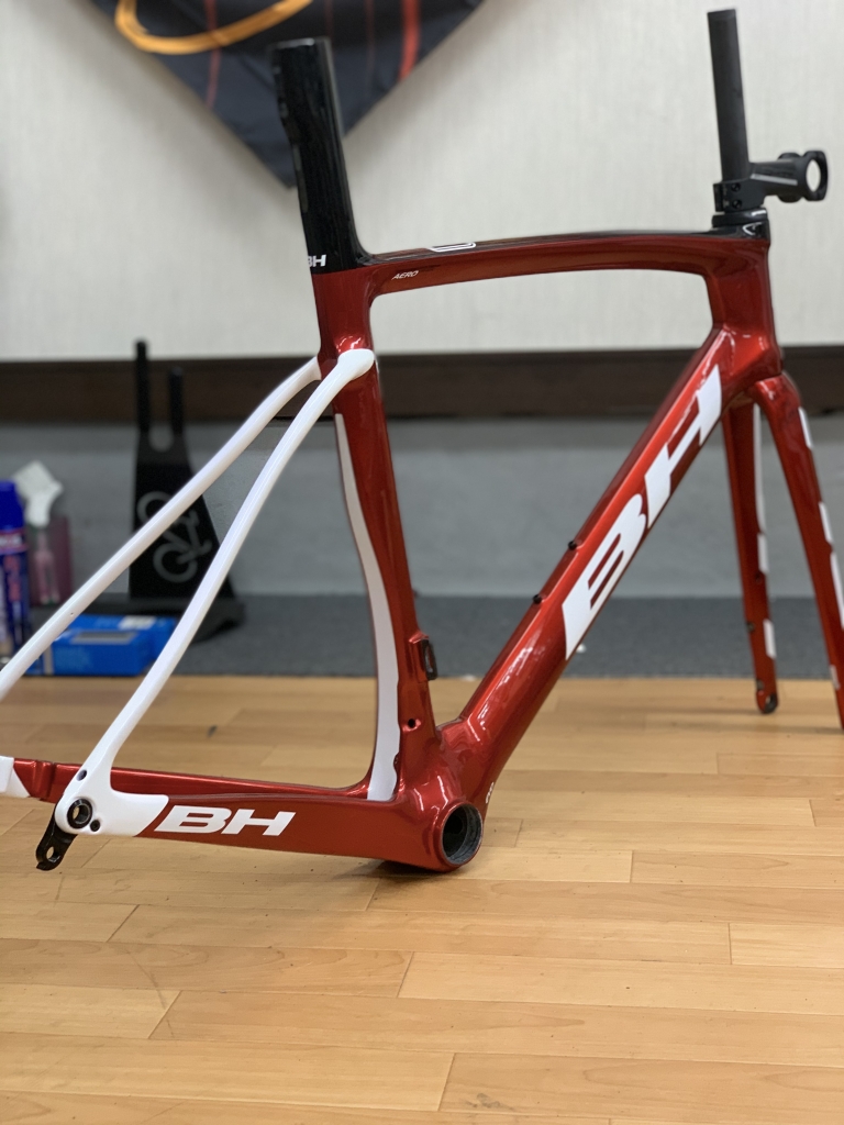 Mariaさん専用BH G8 Disc ロードバイク Mariaさん専用BH G8 Disc ロードバイク BH G8 DISC/PRO ご予約受付中