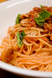 トマトソースのパスタ