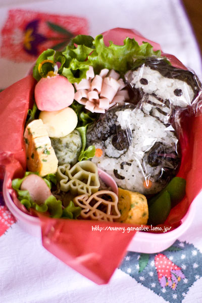 ぜんまいざむらい弁当