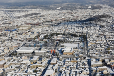 寒波 京都市 ６１年ぶり積雪２２センチ 初詣が雪 気になるニュースに一言 365 晴時々雨 のち曇 366 経済 国際 It 科学 スポーツ エンタ系 Aps And Bps And Gps