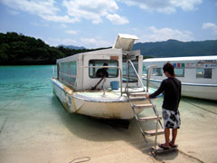 川平のグラスボート