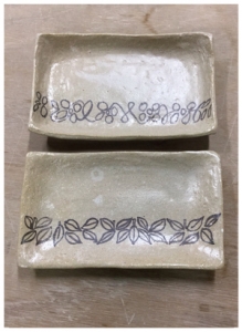 煮魚用の深角皿