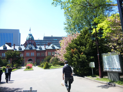 100529_123028_001_b.jpg