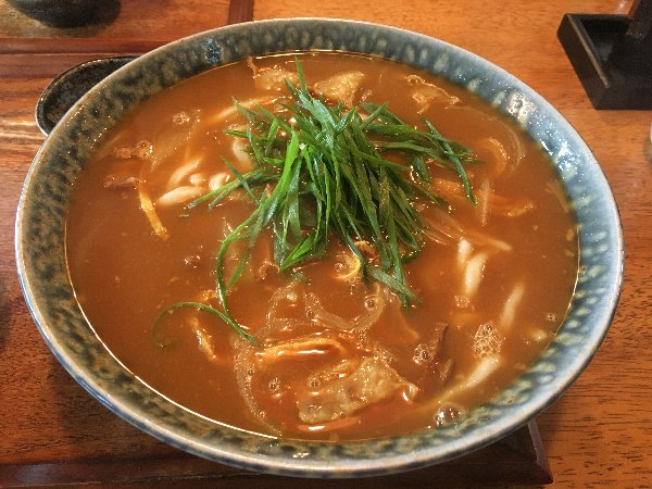 第３２４２号 二日酔い気味なのにカレーうどん スカイなブログ