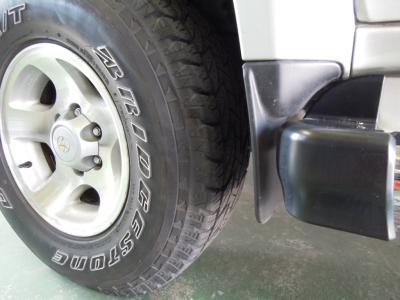 ランクル95プラド マッドガード取付け | 4WD・四駆カスタム シューエイ