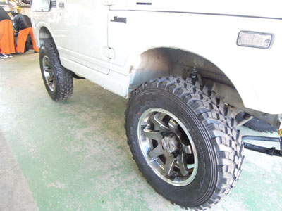 JA11ジムニーのオーバーフェンダー取付！ | 4WD・四駆カスタム